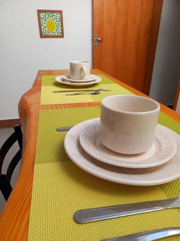 Casinha aconchegante no centro de Bonito I TV, ar-condicionado, bicicletas, rede, cozinha e Wi-fi 20mb Villa Esterno foto