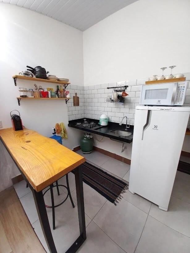 Casinha aconchegante no centro de Bonito I TV, ar-condicionado, bicicletas, rede, cozinha e Wi-fi 20mb Villa Esterno foto