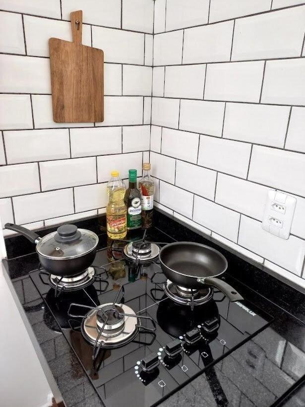 Casinha aconchegante no centro de Bonito I TV, ar-condicionado, bicicletas, rede, cozinha e Wi-fi 20mb Villa Esterno foto