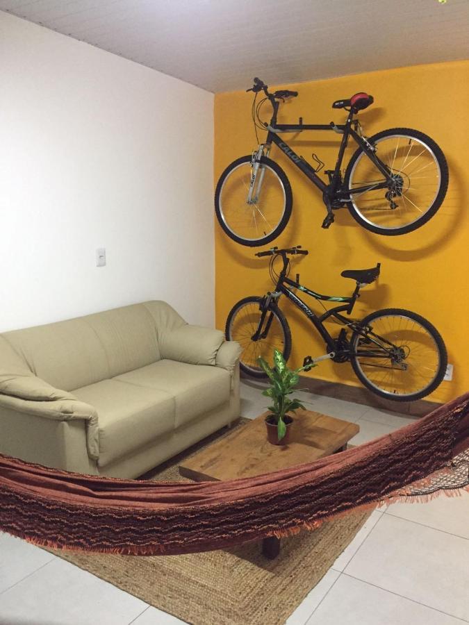 Casinha aconchegante no centro de Bonito I TV, ar-condicionado, bicicletas, rede, cozinha e Wi-fi 20mb Villa Esterno foto