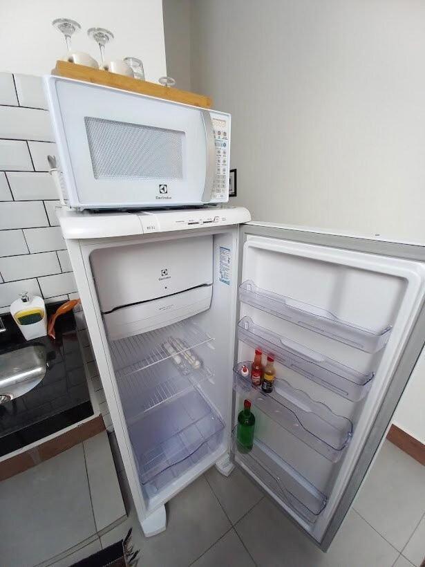 Casinha aconchegante no centro de Bonito I TV, ar-condicionado, bicicletas, rede, cozinha e Wi-fi 20mb Villa Esterno foto
